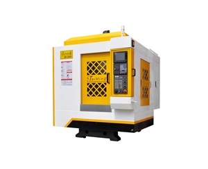 立式鑽攻中心機 D-500 （三菱系統)